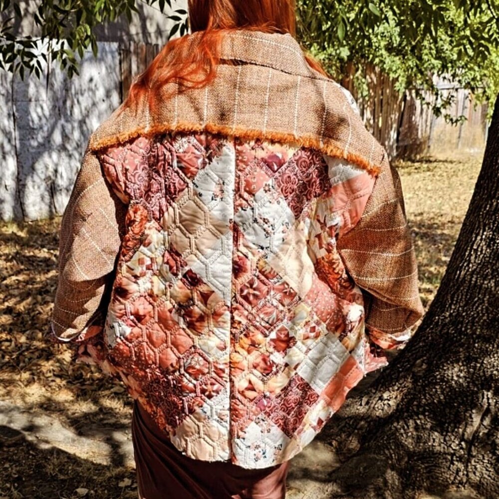 Quilt pattern jacket - Picture 5 of 13